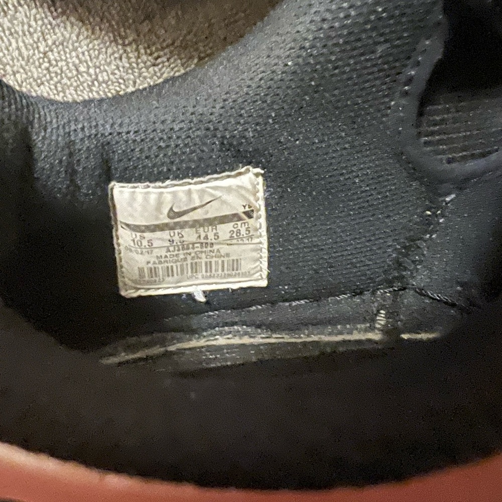 Worn Once Absolute Great Condition - image 3